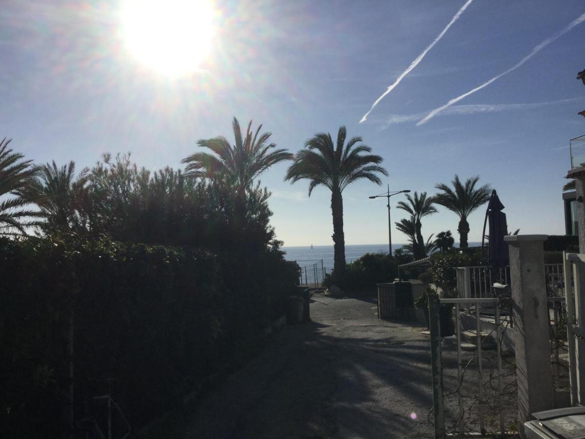 Sanarybeach Sanary-sur-Mer Exterior foto